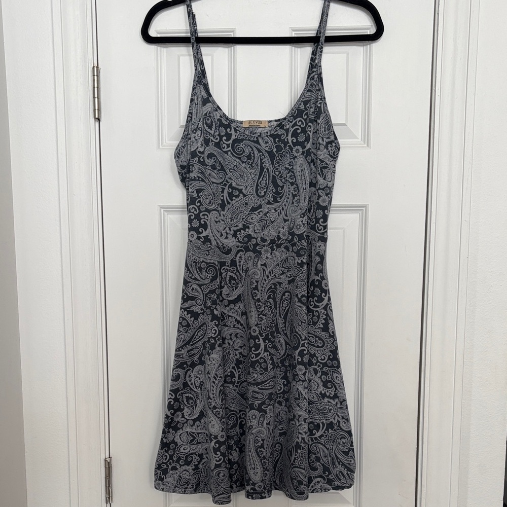 Acevog Paisley Fit & Flare Mini‎ Dress; Juniors Sz L